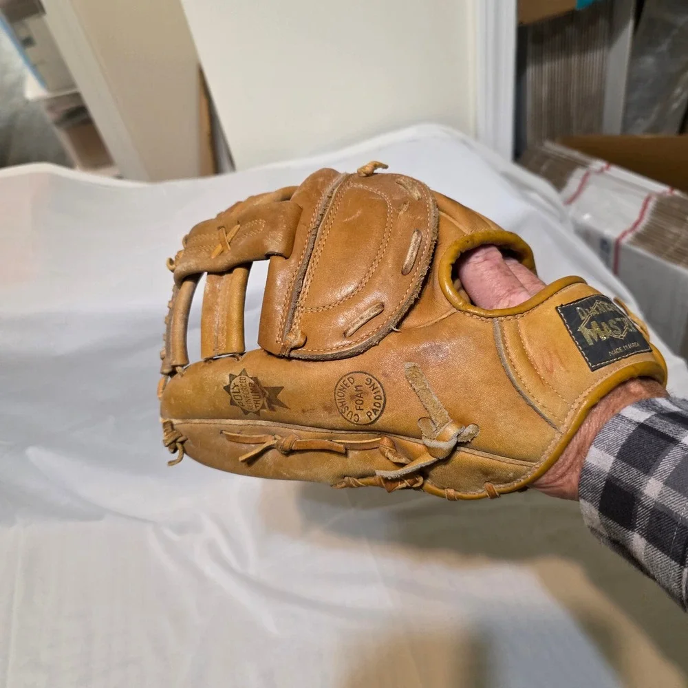 Diamond Master Steer Hide Professional Model Custom Built Baseball Glove S375AFR